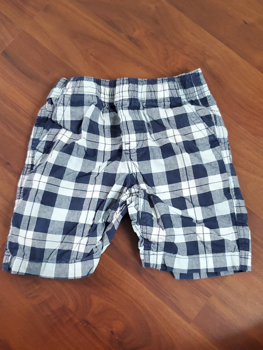 Basic Editions Boys Navy and White Plaid Casual Shorts 6/7 Preowned